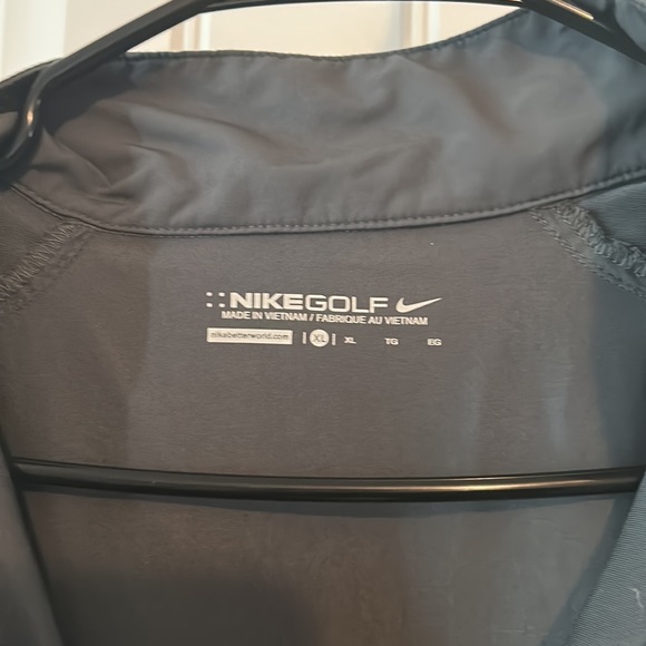 Grey Nike Golf Eagles Quarter Zip - Picture 3 of 4